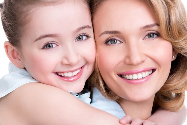 closeup-portrait-happy-white-mother-young-daughter-isolated_186202-6676 (1)